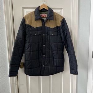 Levis shacket/jacket western theme size Large